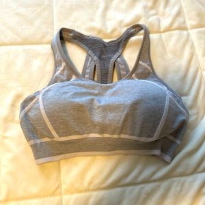 Women’s sports bra, color grey and white